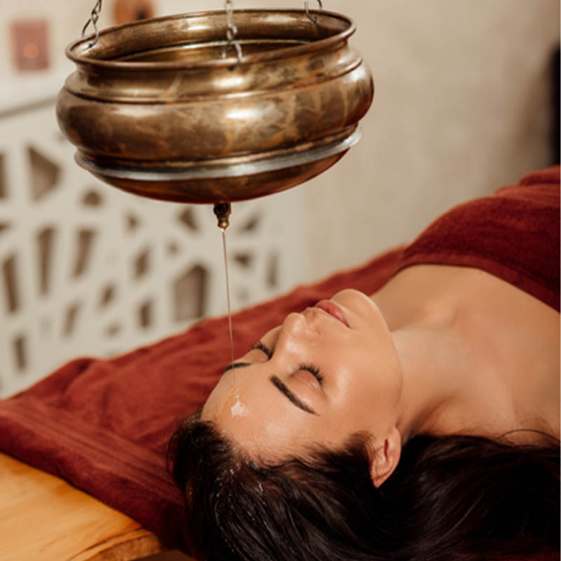 Massage Shirodhara